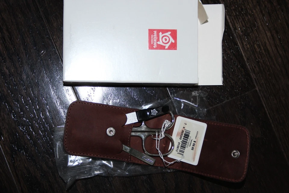 Juego de manicura de 3 piezas Pfeilring tijeras pinzas y estuche de limas de uñas de zafiro Alemania Foto 1 de 3