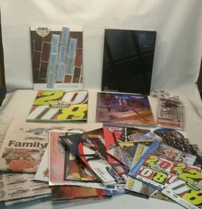 ☆ LOT 4 BRICKYARD 400 INDIANAPOLIS SPEEDWAY PROGRAMS /NEWSPAPERS /FLIERS &TICKET - Picture 1 of 12