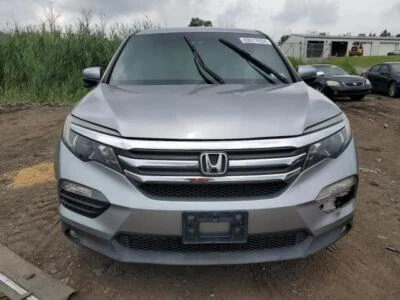 Conjunto de filtro de aire usado se adapta a: Honda Pilot Grade A 2018 Foto 1 de 4