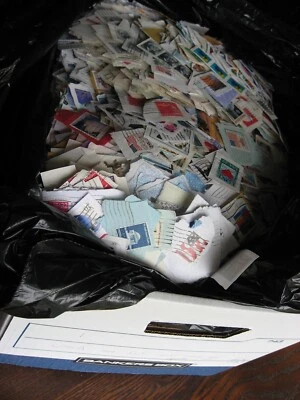 USA bankers box 23 pounds of definitives, up to 32c era - Image 1 of 4