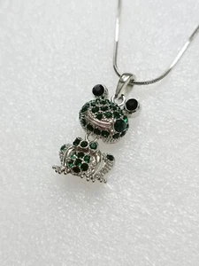 Kette Glieder filigran silberfarben/Grün "Frosch" Strass Modeschmuck  - Bild 1 von 4
