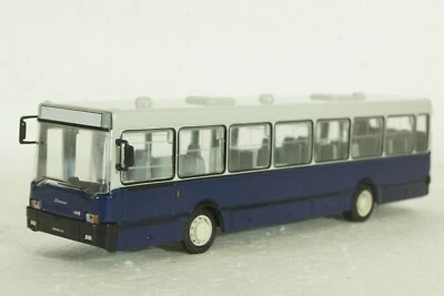 Ikarus-415, blue/white, KULTOVNI AUTOBUSY, Altaya 1:72 - Image 1 of 4