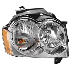 RH Headlight For Jeep Grand Cherokee 2005-2007 Halogen with Bulb/s from 05/11/06 - Picture 1 of 8