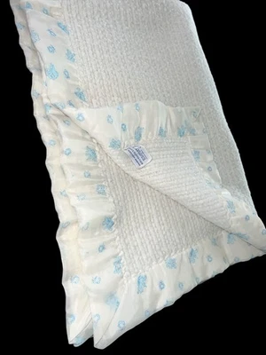 Vintage Carters Large Thermal Polyester Baby Crib Blanket Nylon Animals Waffle - Image 1 of 4