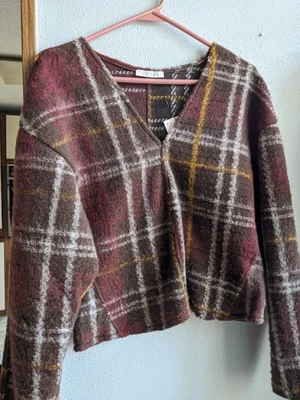 Zara - 全新带标签 - 棕色格子下摆女式毛衣  — 第 1/4 张图片