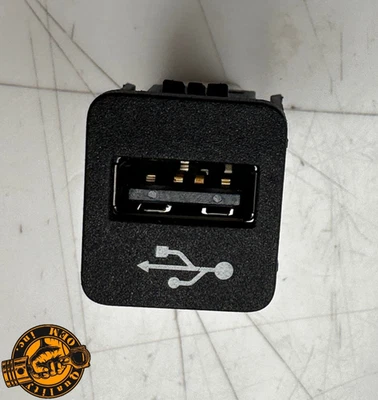 BMW 2 3 4 2016-25 7 X3 X4 X5 X6 X7 Z4 SUPRA PUERTO USB CARGADOR TOMA DE CORRIENTE Foto 1 de 4