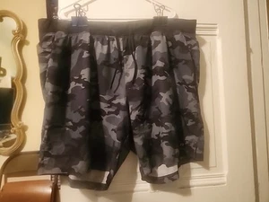 Russell 3XL 48-50 Waist Dry Fit Grey Camo Shorts Sportswear - Picture 1 of 2