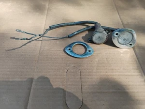 Parachoques trasero Chevy Nomad & Wagon 1955-57 conjuntos de luces de matrícula  - Imagen 1 de 7