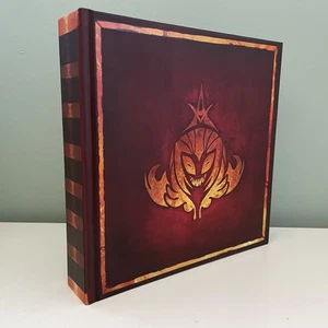 SIGNED Ava’s Demon by Michelle Czajkowski (2013 Hardcover Graphic Novel VG+) - Foto 1 di 12