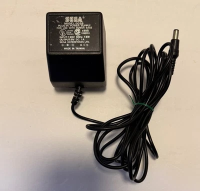 Fuente de alimentación enchufable Sega modelo 3025 9V DC 1A para base de alimentación Foto 1 de 3