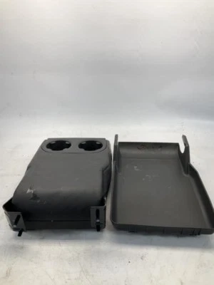 06 2006 Subaru B9 Tribeca Trasero Segunda Fila Asiento Apoyabrazos Portavasos Q Foto 1 de 4