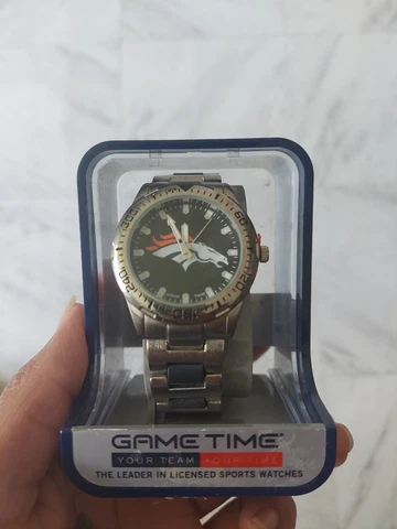 Denver Broncos Heavy Hitter Watch Cover