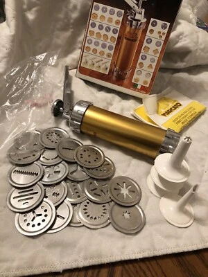 Prensa para galletas Marcato Atlas vintage 4 puntas y 20 discos. Hecho en Italia. Foto 1 de 4