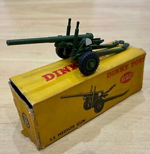 GENUINE VINTAGE MILITARY DINKY TOYS,ARMY,5.5 MEDIUM GUN(692)1955-62 IN BOX