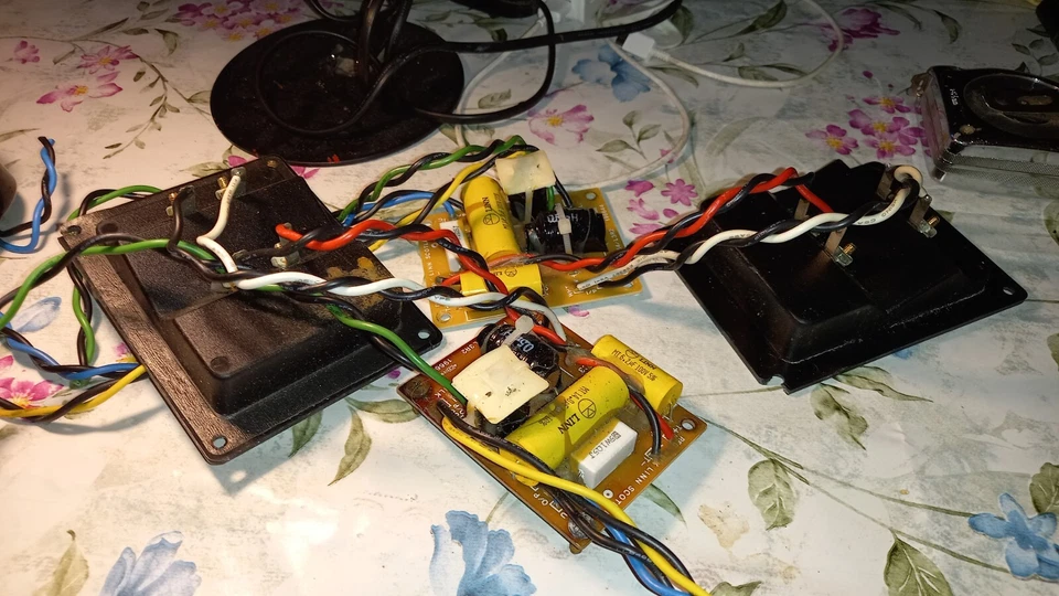 Crossover LINN KABER - Immagine 1 di 1