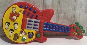 VTG The Wiggles Play Along Musical Sing & Dance Red 16" Guitar 2003 Spin Master - Picture 1 of 10