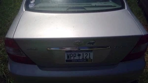 Trunk/Hatch/Tailgate Without Spoiler Fits 02-06 Toyota Camry OEM - Picture 1 of 9