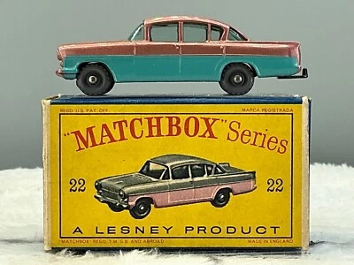 Matchbox,Lesney#22B,1958Vauxhall Cresta,Mint,boxed all original - Image 1 of 4