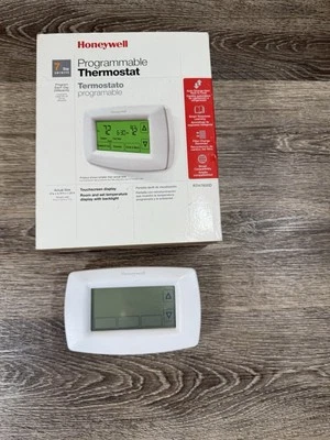 Honeywell Thermostat Programmable RTH7600D 6"w x3.2"h x 1"d White Used Tested - Image 1 of 4