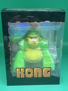 *IN HAND* Plastic Empire Kong! Lucky Charm Black Light Reactive Glow LE250 - Picture 1 of 2