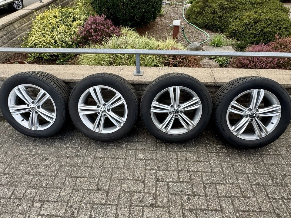 Original VW Tiguan + Allspace Winterräder 18 Zoll Sebring Alufelgen 235/55 R18  - Bild 1 von 4