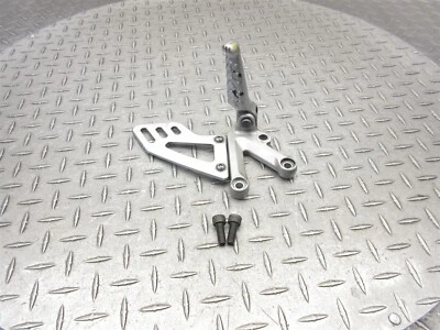 Aprilia RSV4 RR 2018 17-20 estriba delantera izquierda reposapiés reposapiés agarre soporte escalón Foto 1 de 4