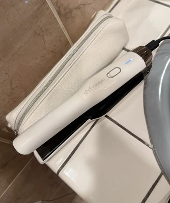 ghd Unplugged USB-C Rechargeable Flat Iron Hair Styler - White - Image 1 of 2