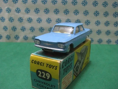   Vintage -  CHEVROLET  CORVAIR      -  Corgi toys 229 - Immagine 1 di 4