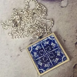 Unique 'LISBON' TILE NECKLACE blue white PORTUGAL portuguese HANDMADE blue white - Picture 1 of 1