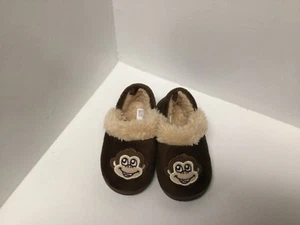 Unisex Bedroom Slippers Shoes Toddler Size 6 Brown Faux Fur Monkeys F15 - Picture 1 of 6