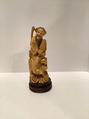 ¿Dios asiático tallado chino vintage? Estatua escultura montando un dragón Foto 1 de 4