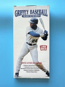 1992 Griffey (Ken Sr., Jr. & Craig) Box of 3 Hologram Cards - Picture 1 of 3
