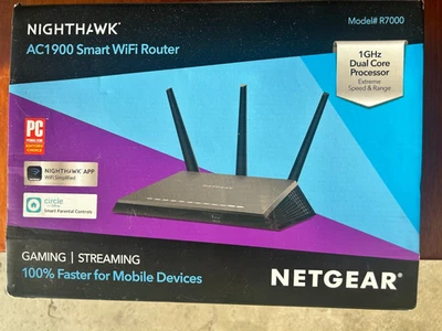 NETGEAR Nighthawk AC1900 Smart WiFi Router (‎R7000-100NAS) - Image 1 of 4