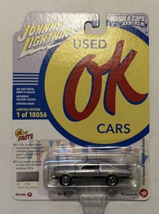 Johnny Lightning Muscle Cars 1976 Plymouth Volare Road Runner silber 1 of 18056 - Bild 1 von 1