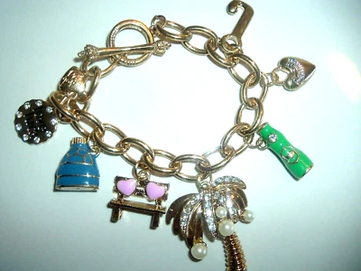Pulseira Berloque Vintage Betsey Johnson Coqueiro, Banco de Coração, + Mais! Novo sem etiquetas - Imagem 1 de 4