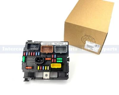 Genuine Under Bonnet Fuse Box BSM for Citreon C2 C3 C3 Picasso DS3 - Image 1 of 4