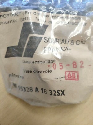 SOURIAU Military/Aero Connector VG-95328-A18-32SX 32-Way Size-18. Lot of 2 - Image 1 of 4