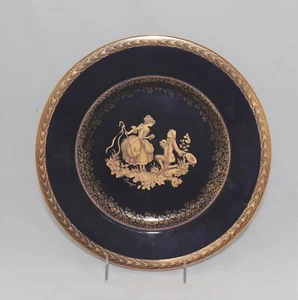 PORCELAIN PLATE LIMOGES CASTEL FRANCE 22K GOLD COURTSHIP COBALT BLUE 9 3/4" - Picture 1 of 11