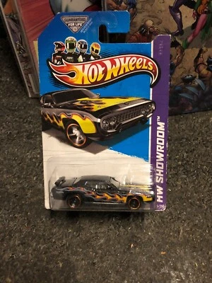 Hot Wheels #215 Showroom '71 2013 Plymouth Road Runner negro Foto 1 de 2