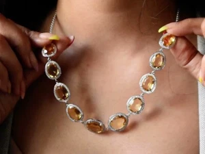 Collana di lusso aureola citrino naturale. Collana con pietre nascita novembre in argento 925. - Foto 1 di 4