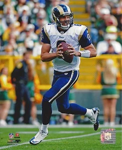 SAM BRADFORD 8X10 PHOTO ST LOUIS RAMS PICTURE NFL FOOTBALL DROPING BACK - Picture 1 of 1