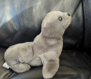 Vintage 1976 DAKIN Gray Seal 9" Plush Stuffed Animal Toy Ground Nut Shells Body - Picture 1 of 15