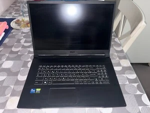 MSI Katana i7 11800H 16GB RAM RTX 3060 240hz - Photo 1/3