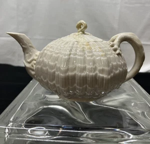Belleek Ireland Tridacna Pink Tea Ware Porcelain Teapot Black Seal - Picture 1 of 11