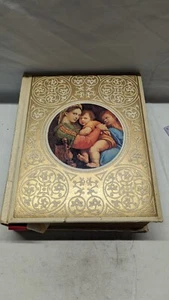 Holy Bible The Christian Life Edition - Picture 1 of 8