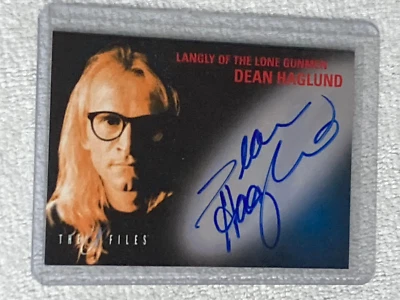 1998 Topps The X-Files Movie Dean Haglund as Langly (Lone Gunman) Auto Ex+/NM - Image 1 of 2