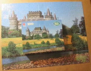 Inveraray Castle, Scotland🐭20"x 26"🐭1000 Pc. Complete🐭MB Big Ben Puzzle - Picture 1 of 18