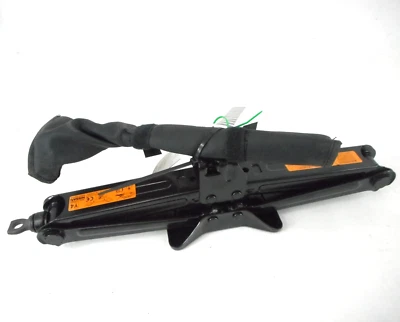 Llave de tuerca y gato de repuesto de emergencia Nissan Rogue 2020 20 OEM Foto 1 de 3