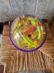 Spin Master Original Perplexus Interactive Maze Game 100 Barriers Puzzle Ball - Picture 1 of 2