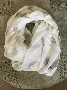 Manhattan Scarf Company Infinity Scarf ~ Cream With Gray Owls ~ NWT - Picture 1 of 4